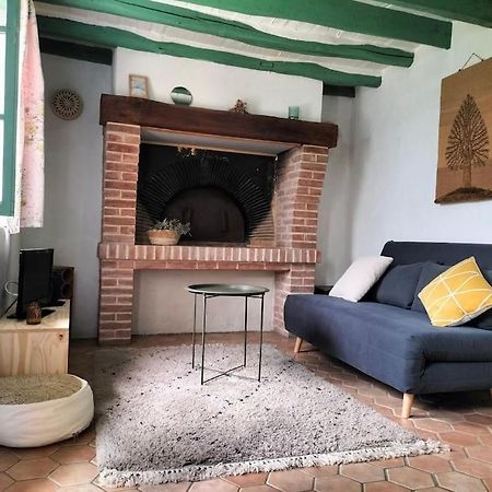 Charmante Maisonnette En Pierre Écardenville-sur-Eure Exteriör bild