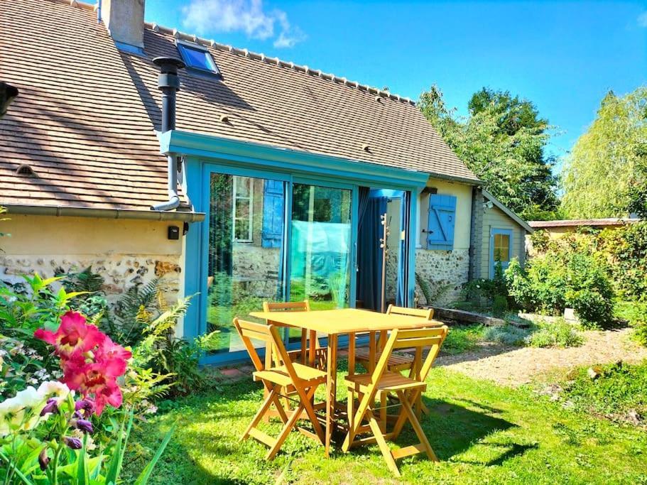 Charmante Maisonnette En Pierre Écardenville-sur-Eure Exteriör bild