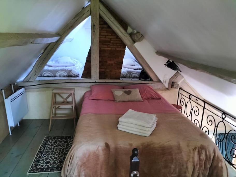 Charmante Maisonnette En Pierre Écardenville-sur-Eure Exteriör bild